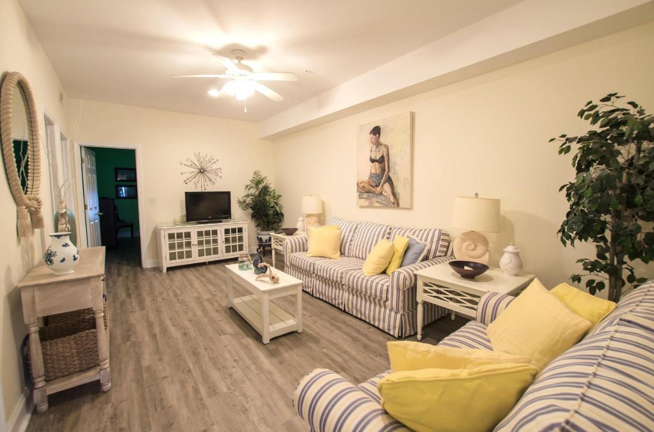 Coconut Grove By Coastline Resorts 미를 비치 외부 사진
